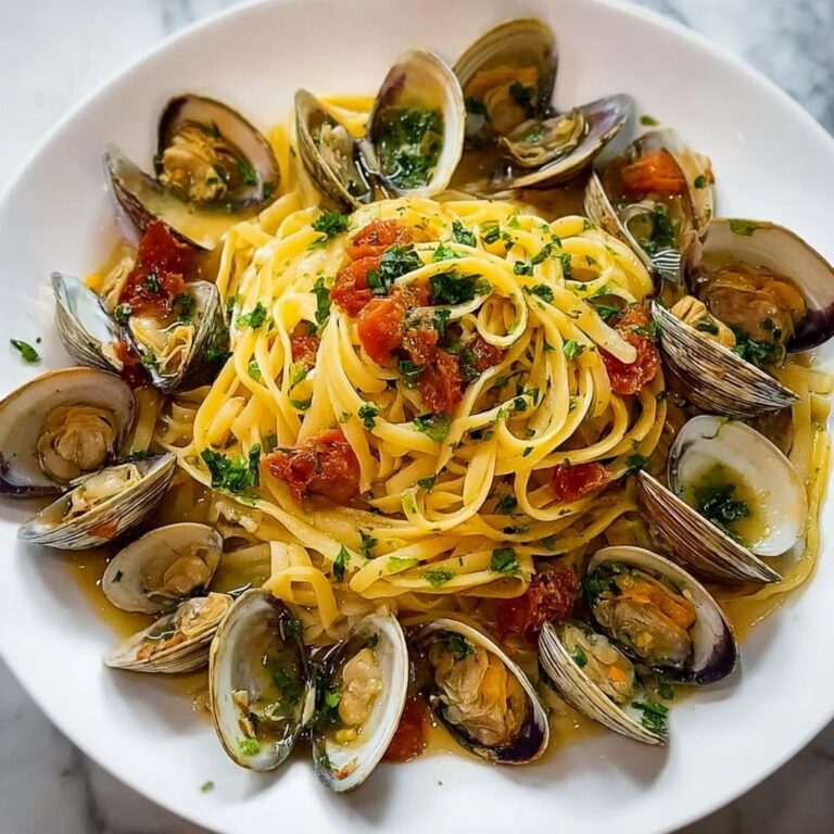 Linguine and Clams with Tomatoes Recipe