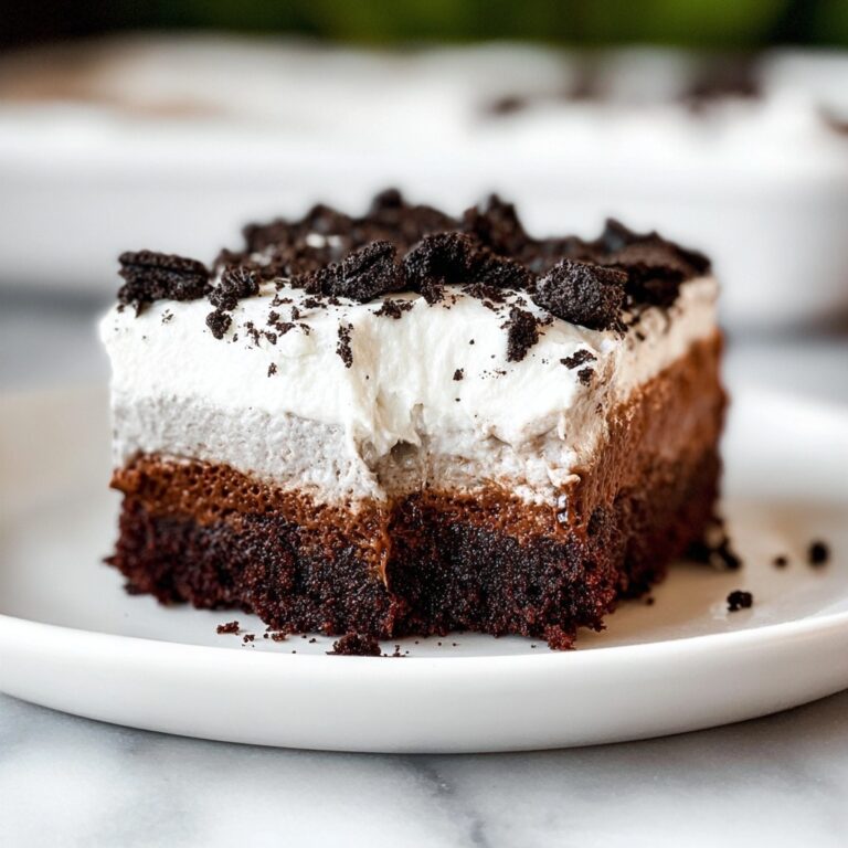 Oreo Pudding Poke Cake Recipe